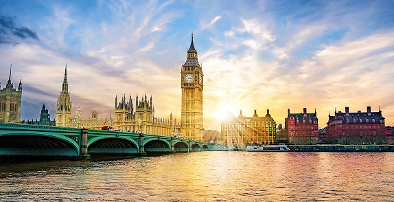 Houses of Parliament and Big Ben from the River Thames