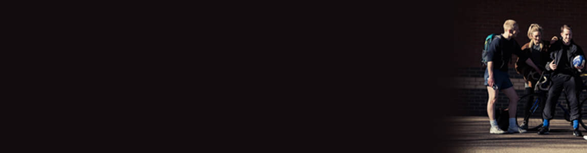 unemployed-promo-m-short-1100-plain-dark-290415.jpg